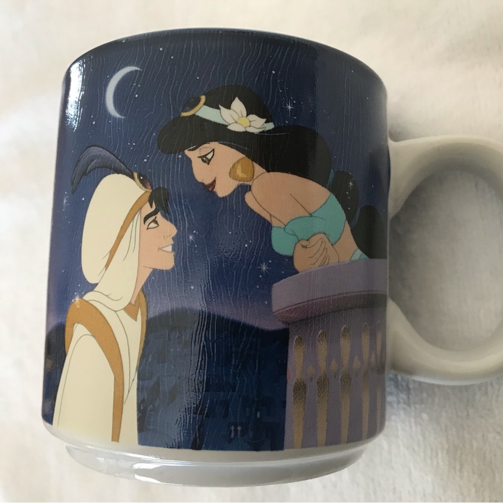 Disney Aladdin Jazmin Genie Mug Cup